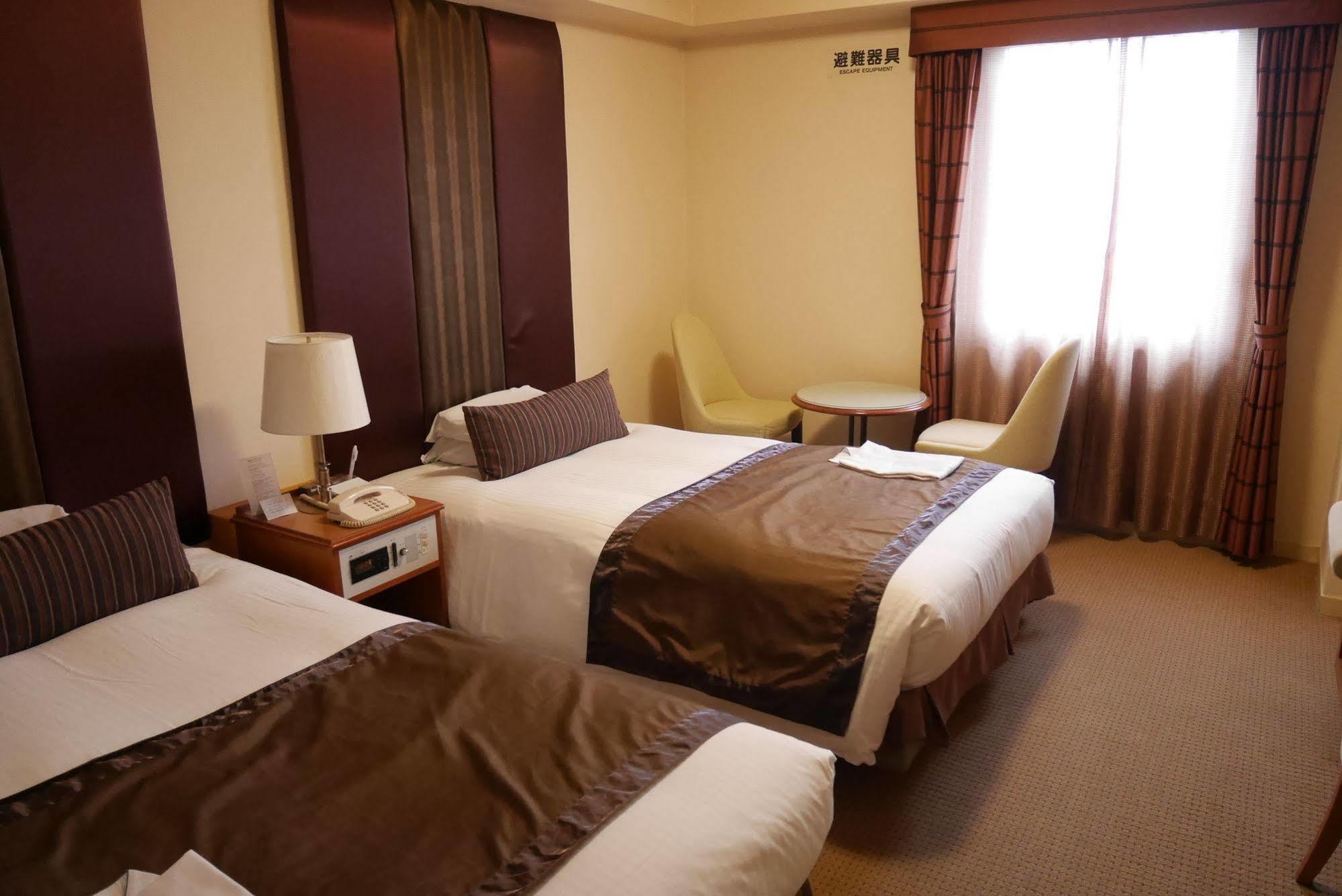 Hotel Yokohama Garden المظهر الخارجي الصورة